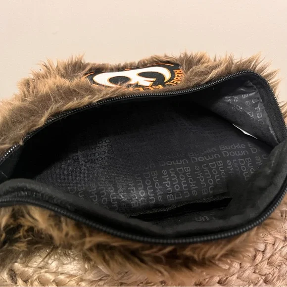 Star Wars Chewbacca Rebel Alliance Fanny Pack - Picture 4 of 4